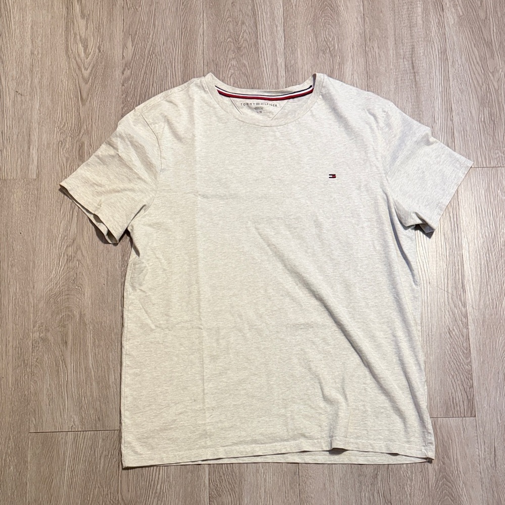 Tommy Hilfiger Heather Gray Short Sleeve Tee